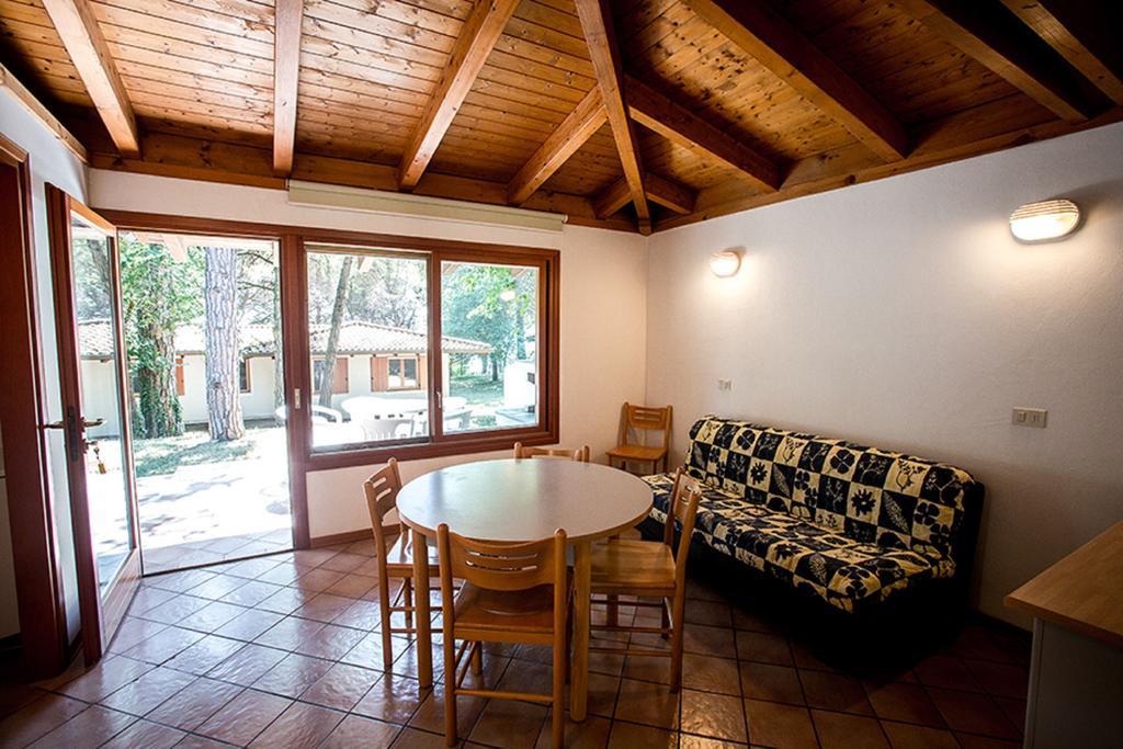 Belvedere Pineta Camping Village Grado Exteriör bild