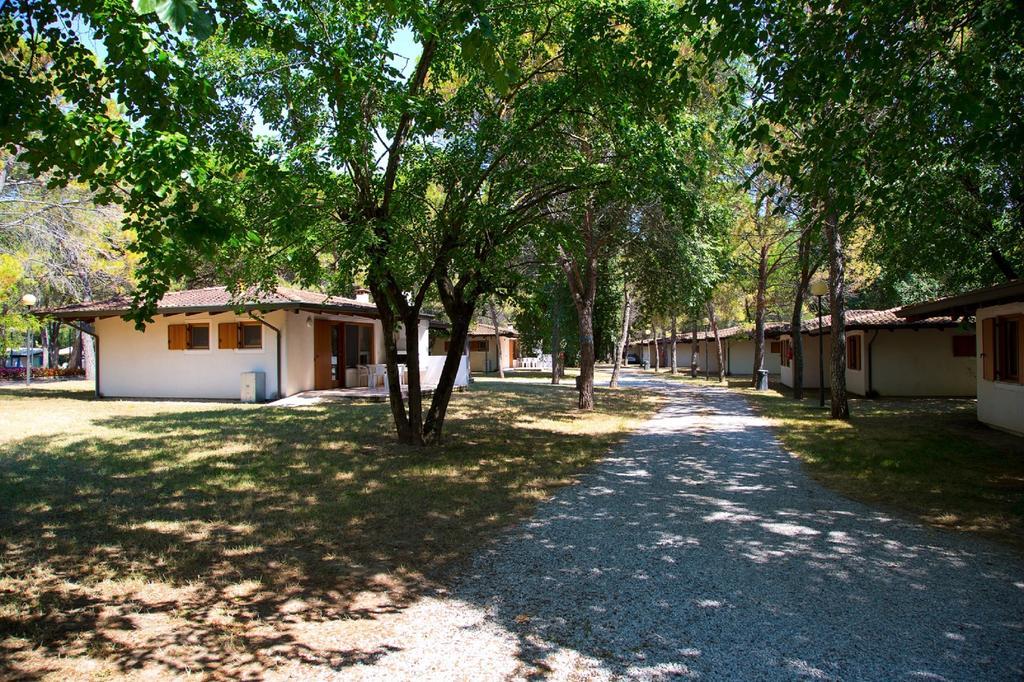 Belvedere Pineta Camping Village Grado Exteriör bild